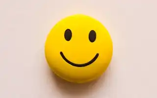 Всемирный день улыбки в 2025 году: история и традиции праздника для всех