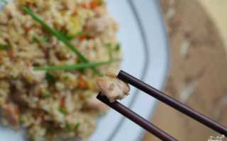 Рецепт Чесночный рис с курицей. Калорийность, химический состав и пищевая ценность.
