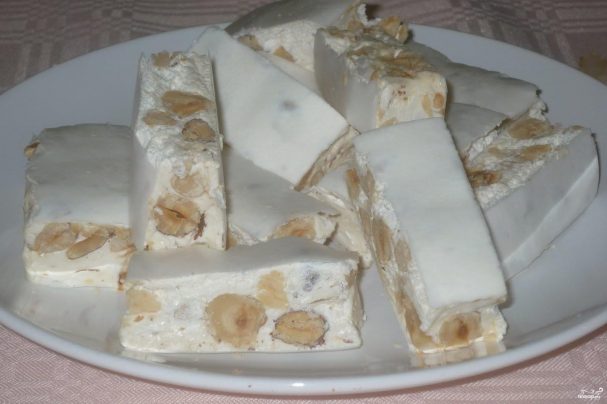 Ореховая нуга