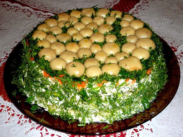Салат Грибная поляна с шампиньонами