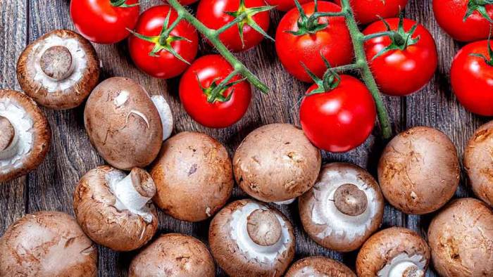 Черри и шампиньоны для приготовления шашлыка Черри и шампиньоны для печени