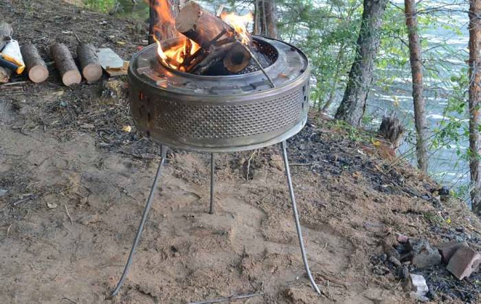 Розжиг мангала из бака стиральной машины Дрова в мангале из стиралки