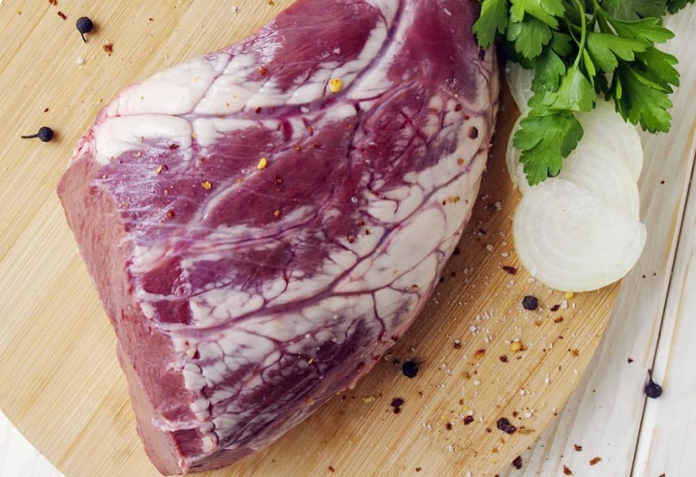 Как выглядит говяжье сердце Говяжье сердце на столе