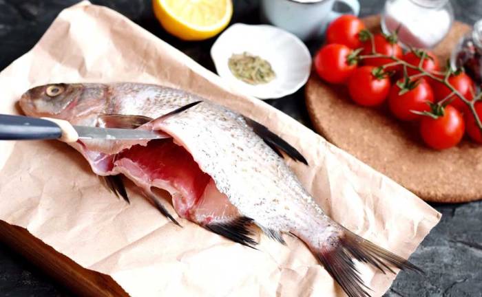 Очищенный от внутренностей лещ Лещ без внутренностей