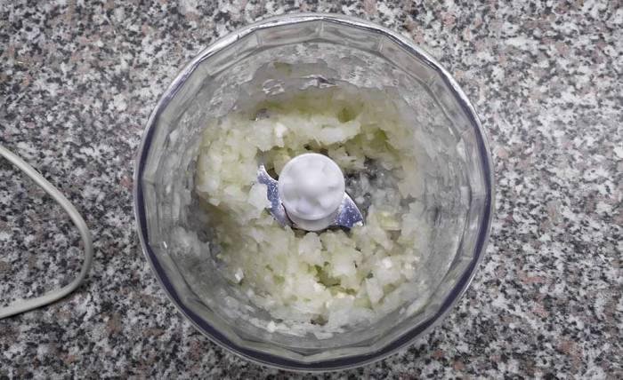 Измельчение лука в блендере Лук в блендере