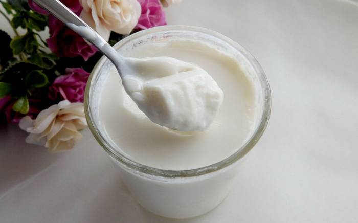 Натуральный йогурт для приготовления белого соуса Натуральный йогурт для соуса