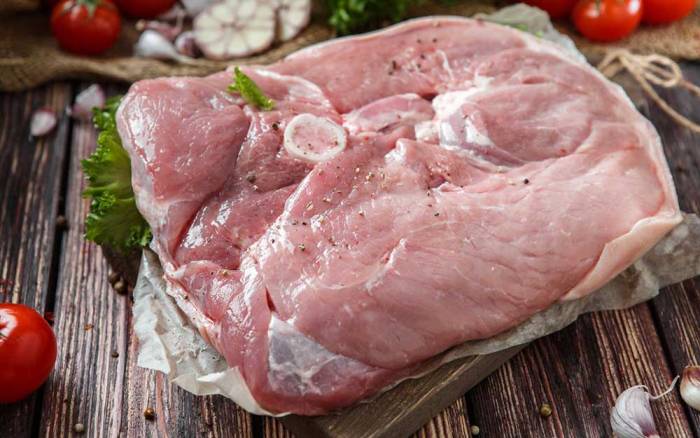 Свежий свиной окорок Окорок из свинины