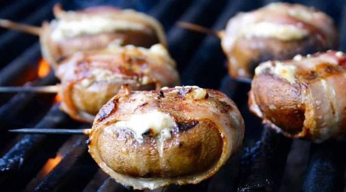 Приготовление шампиньонов в беконе Шампиньоны и бекон