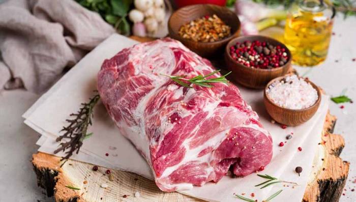 Свежая свиная шея Шея для шашлыка