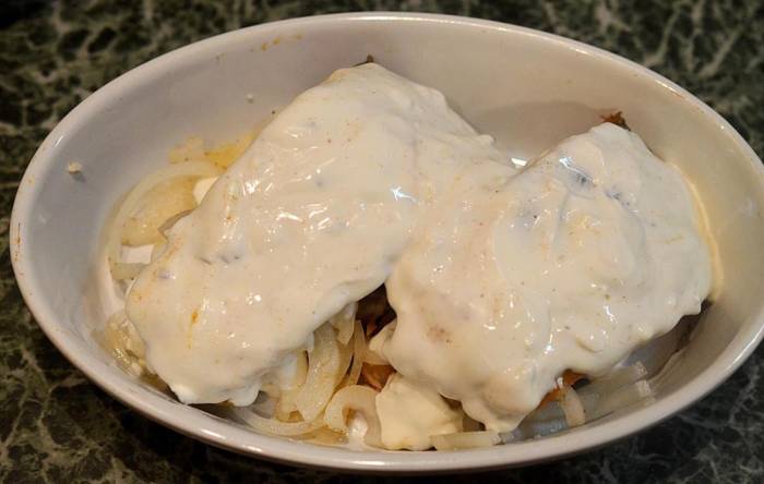 Маринование сазана в сметане с луком Сазан в сметане