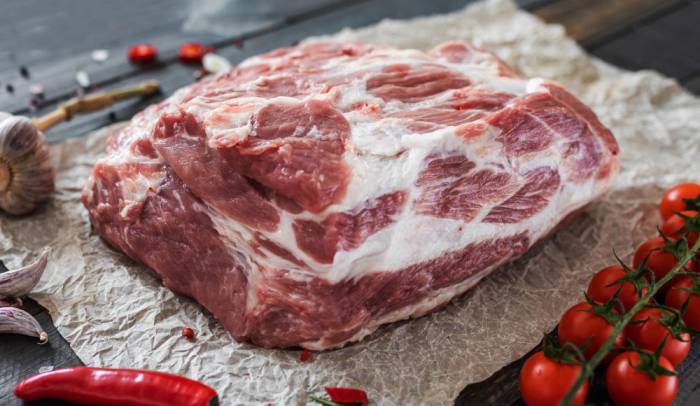 Свиная шея для шашлыка Свиная шея с гранатовым соком