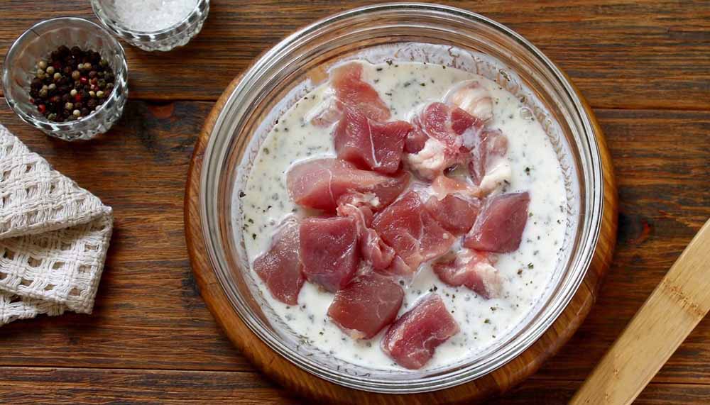 Свинина в охлаждённом мацони Свинина и мацони