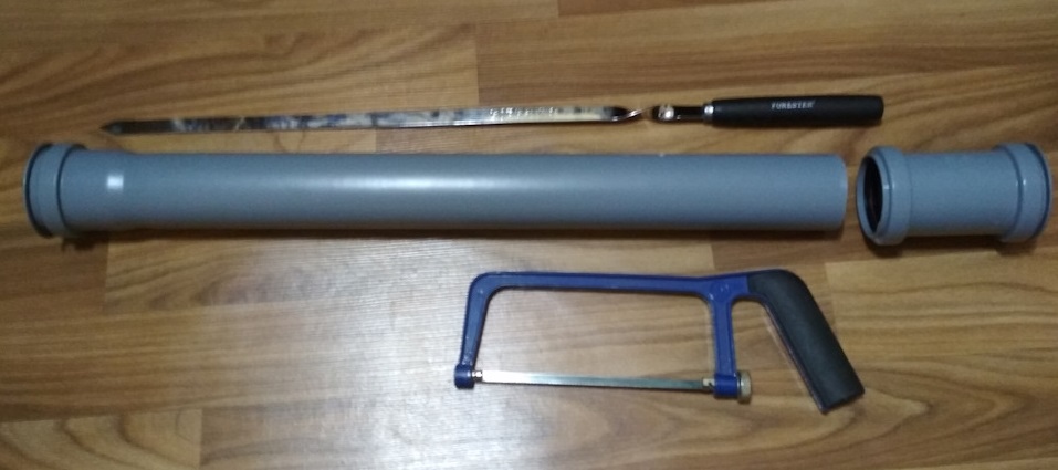 Материалы для изготовления тубуса для шампуров Труба ПВХ и ножовка