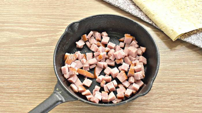 Обжаривание ветчины на сковороде Ветчина на сковороде