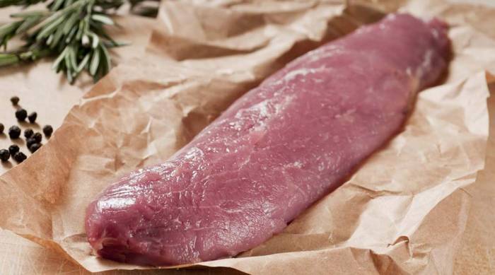 Свежая свиная вырезка Вырезка для балыка