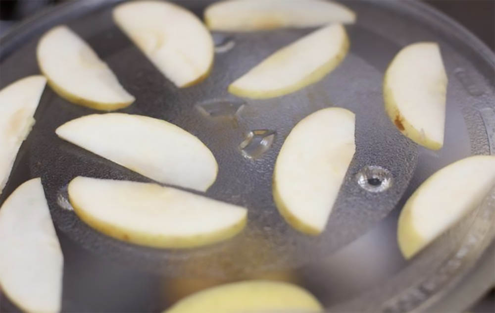 Сушка яблок в микровлновой печи Яблоки в микроволновке