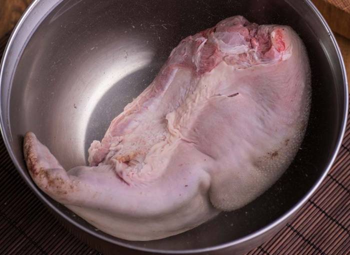 Размораживание говяжьего языка Язык в воде