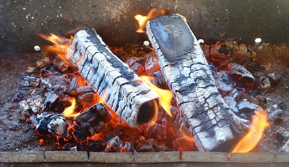 Жар в мангале Жар для амура