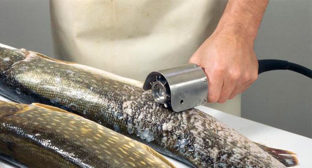 Чистка щуки от чешуи Чистка щуки