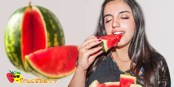 девушка-с-арбузом