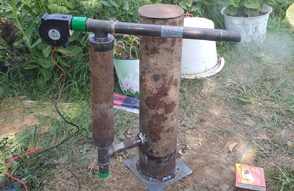 Дымогенератор из трубы в действии Готовый дымогенератор из трубы