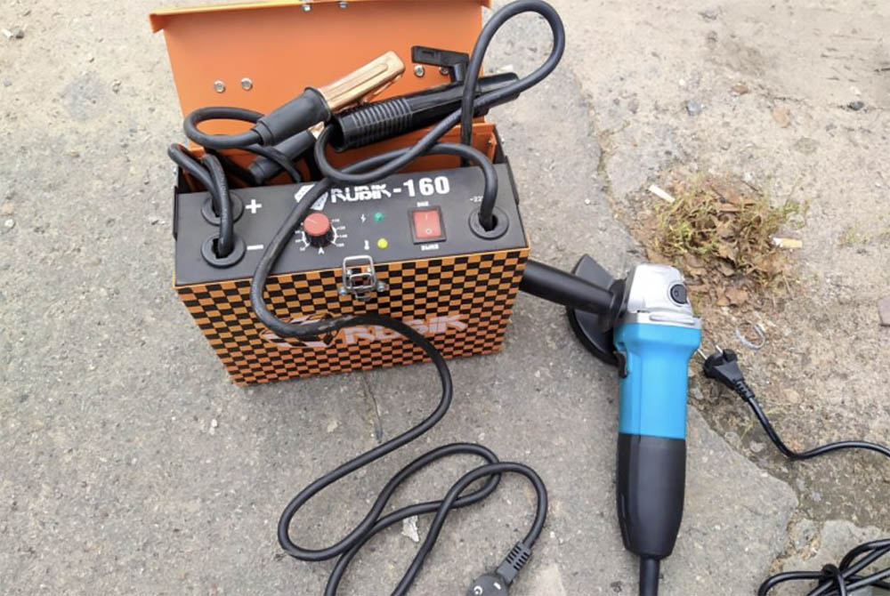 Инструменты для изготовления металлического мангала с зольником Инструменты для мангала из металла