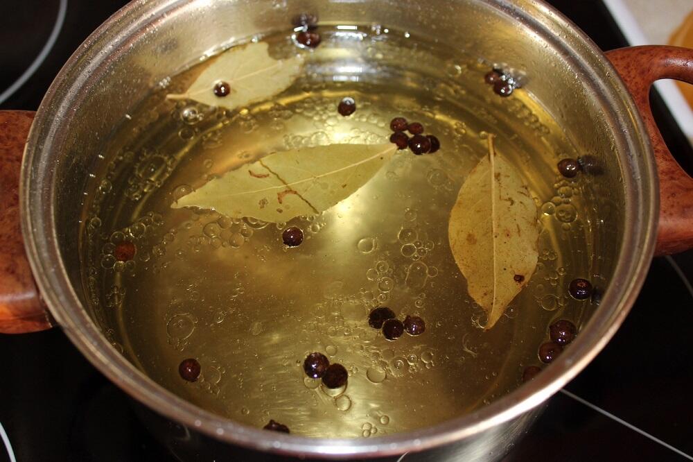 Маринад для квашения капусты Кастрюля с маринадом