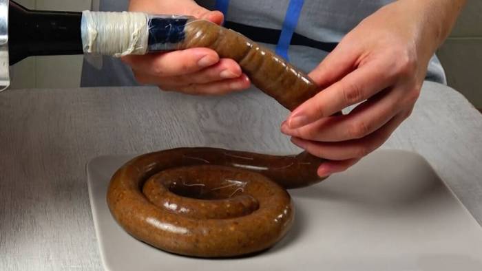 Наполнение оболочки говяжьей печенью с гречкой Колбаса с гречкой в оболочке