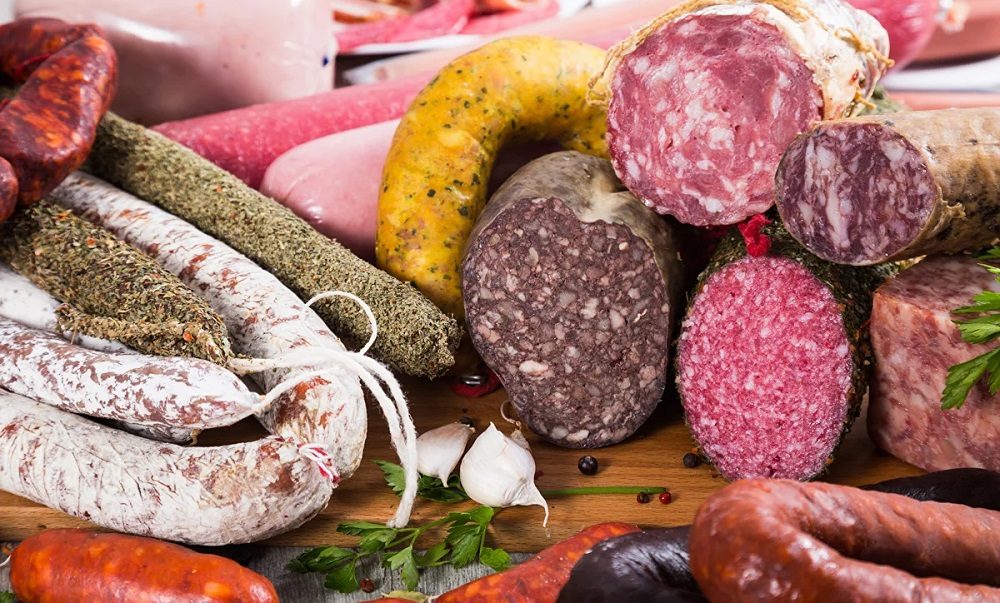 Виды копчёной колбасы Копчёные колбасные изделия