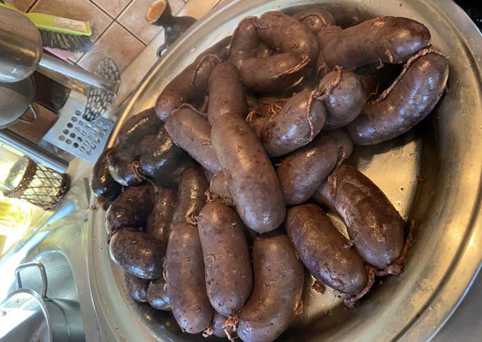 Кровяная колбаса по классическому рецепту Кровянка из кастрюли