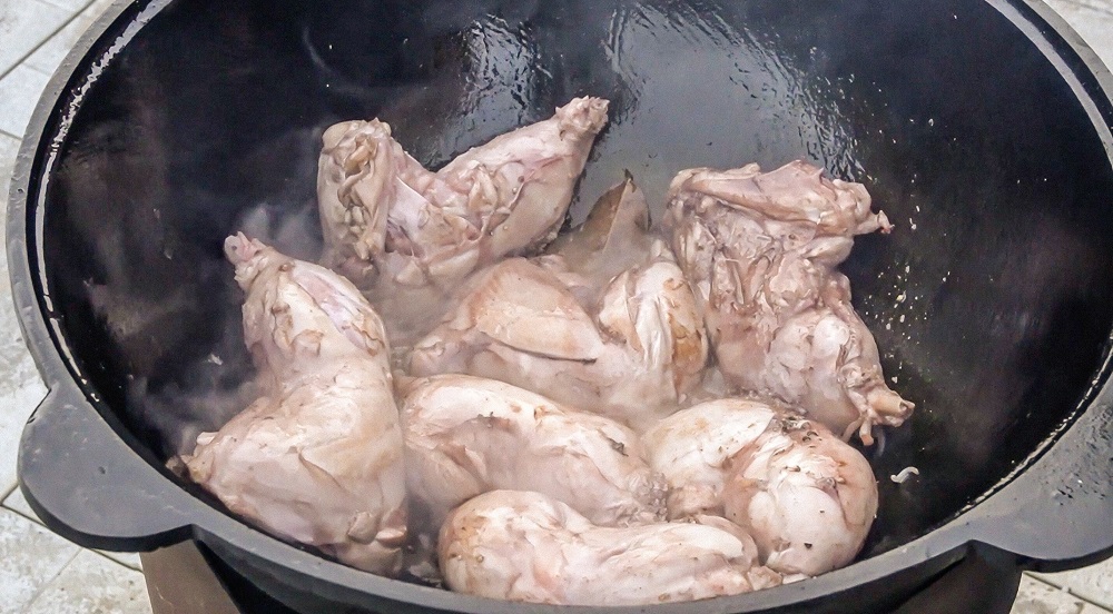 Тушение курицы в казане Курица в казане