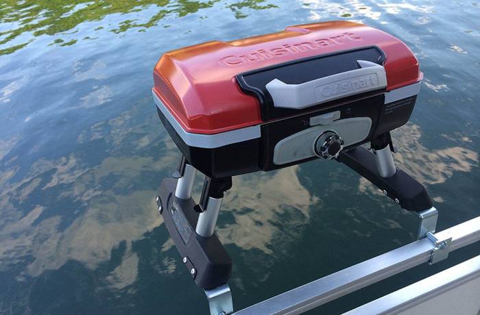 Мангал с крышкой для лодки Мангал с крышкой