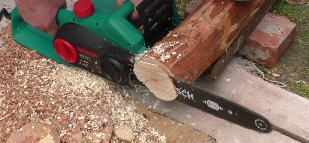 Нарезание кругов из древесины бензопилой Нарезание кругов из древесины