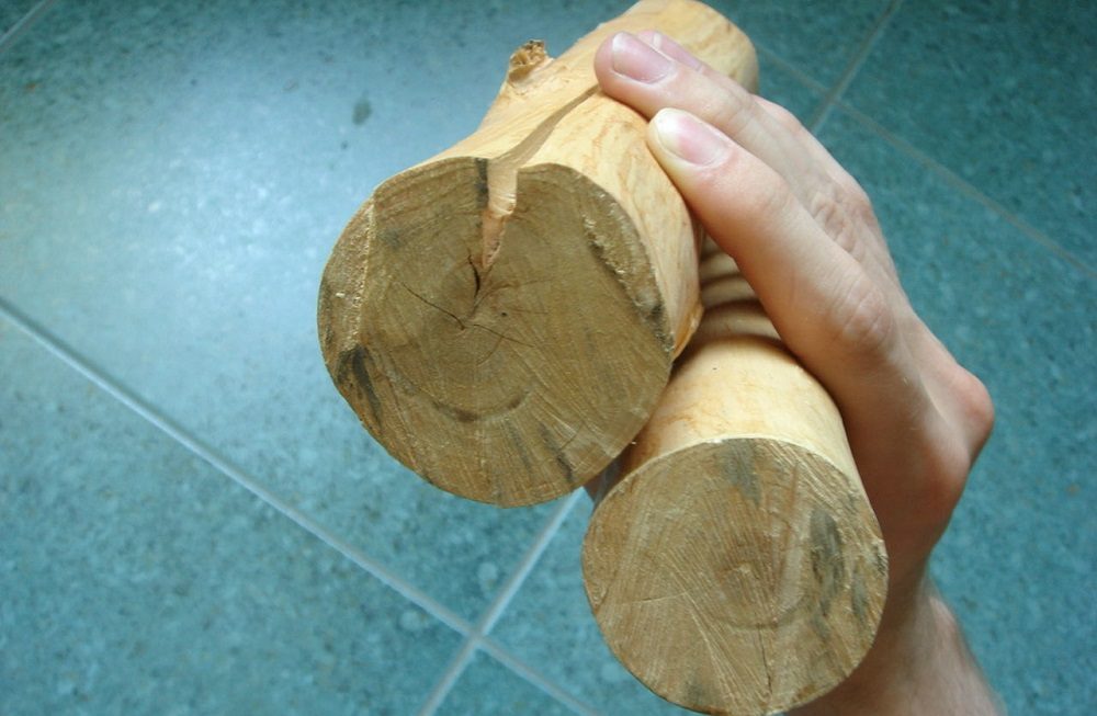 Очищенная от коры древесина Очистка от коры