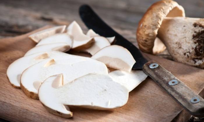 Нарезание белых грибов пластинками Пластинки из белых грибов