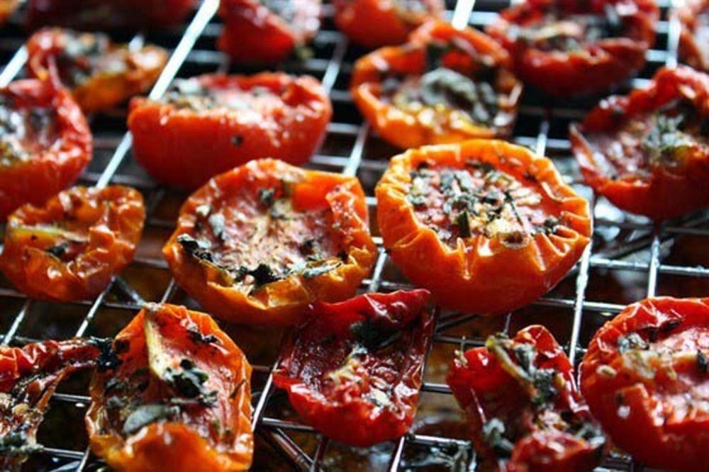 Копчение помидоров горячим способом Помидоры на решётке