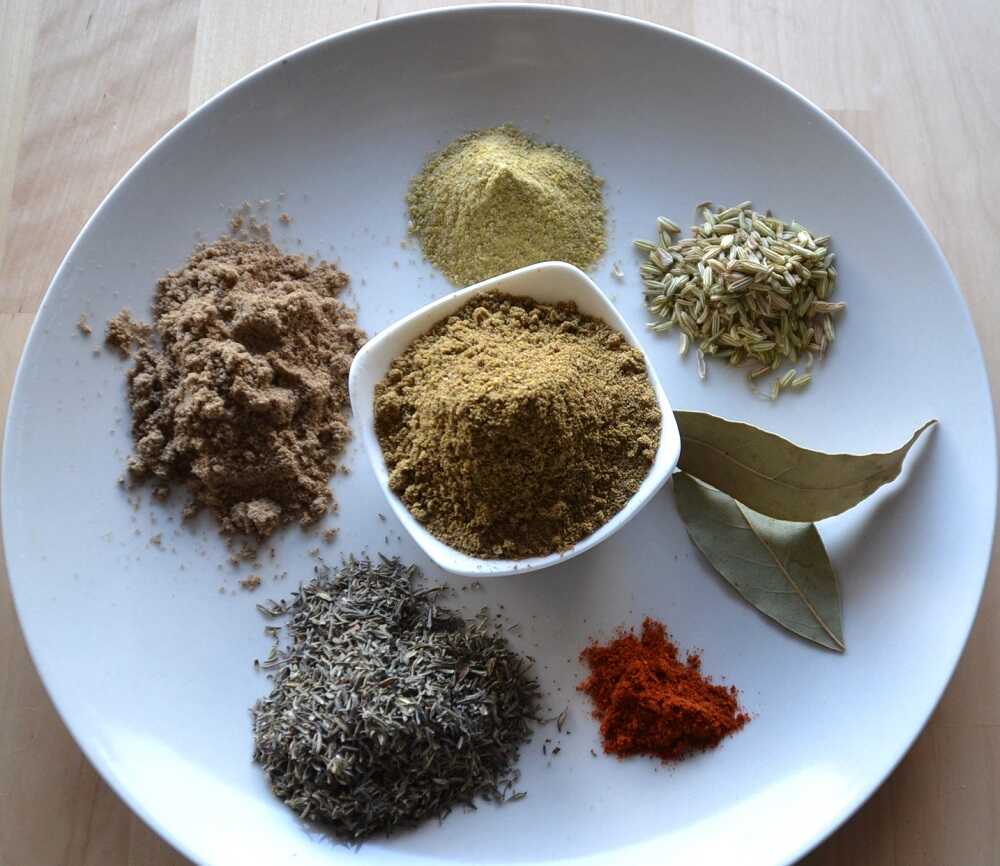 Хмель и другие специи для приготовления судака Специи для вяления судака