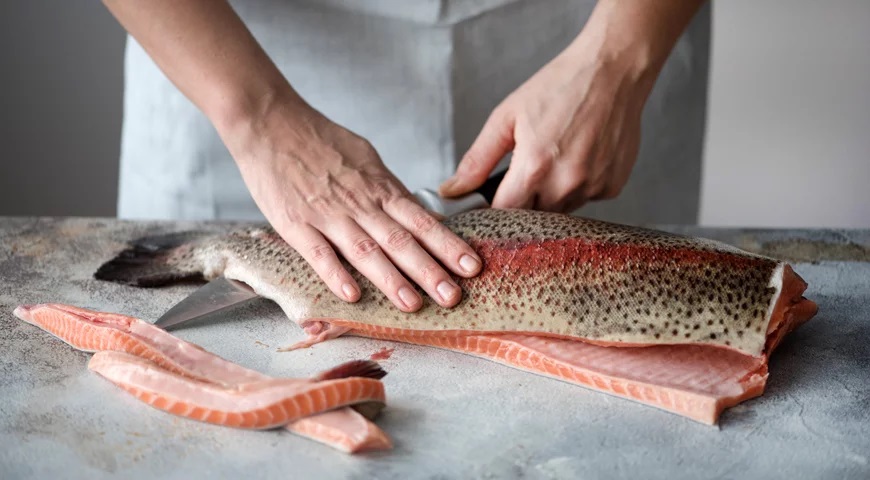 Как разделать тушку радужной форели Разделка тушки форели