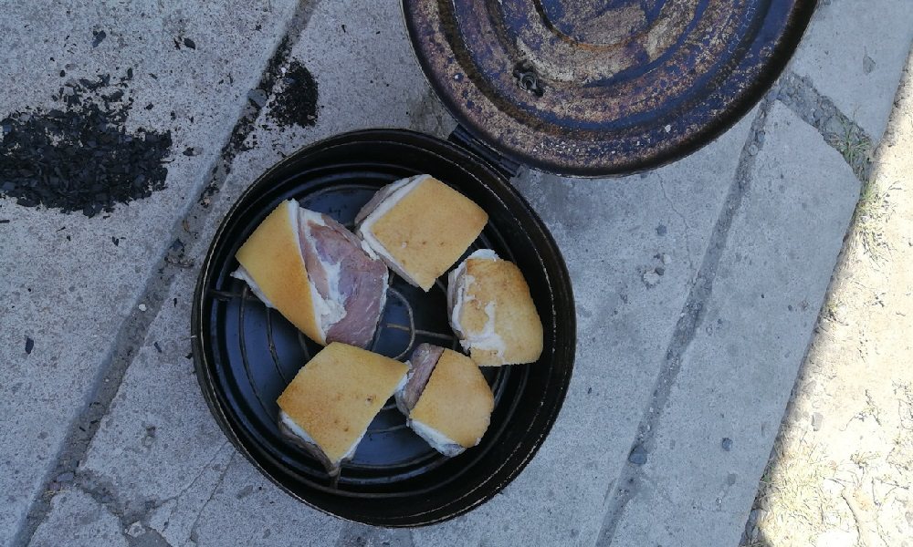 Копчение сала в коптильне из медицинской биксы Сало в медицинской биксе