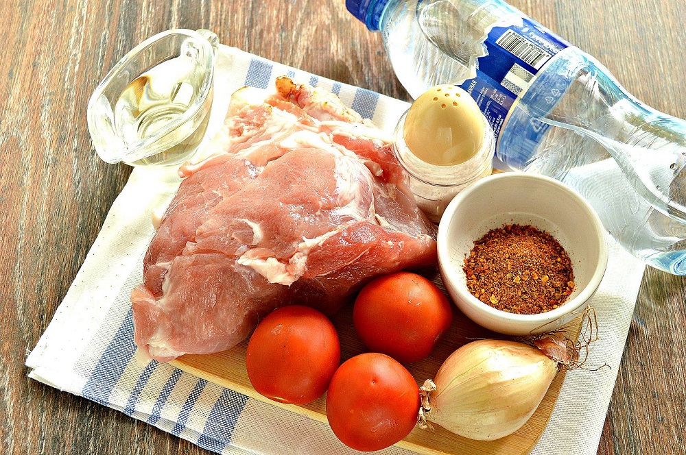 Что нужно для маринования шашлыка с луком на минералке Продукты шашлыка из свинины с луком и минералкой
