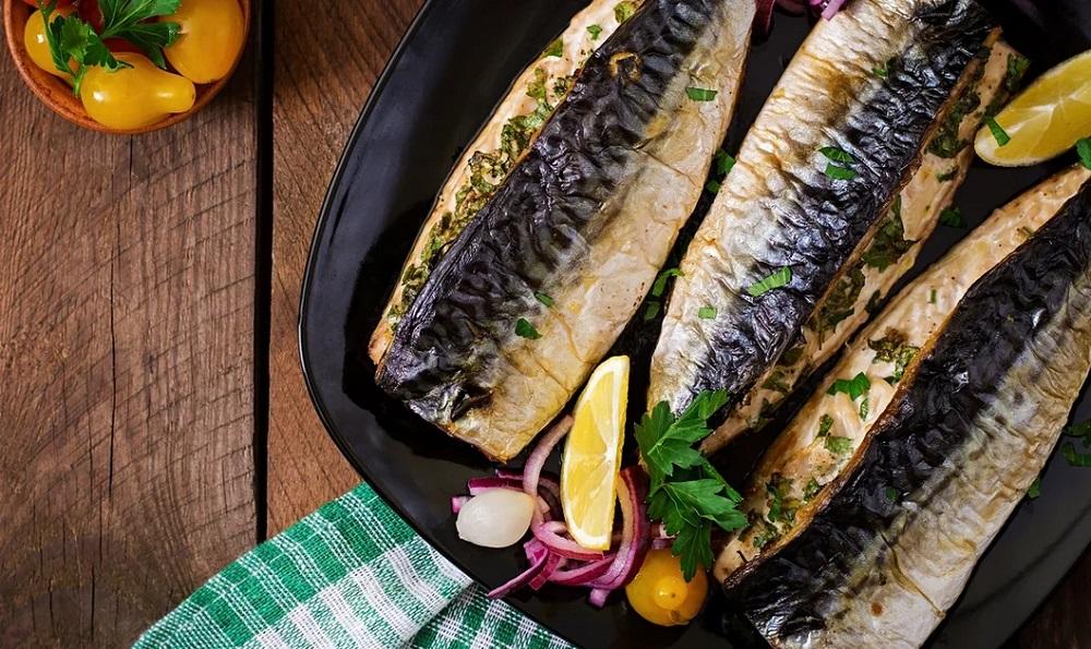 Запечённая в духовке с грилем скумбрия Скумбрия из духовки