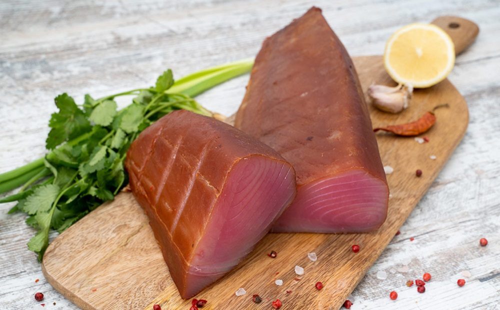 Филе тунца холодного копчения Тунец холодного копчения