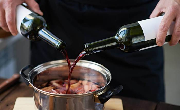 Приготовление винного маринада для шашлыка из оленины Винный маринад для оленины