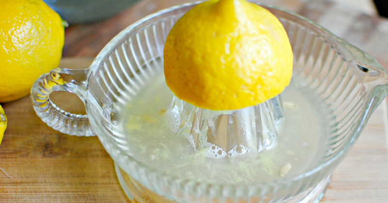 Лимонный сок выжмите весь лимонный сок